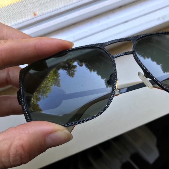 Karen Walker Dylan Aviators - Picture 6 of 8